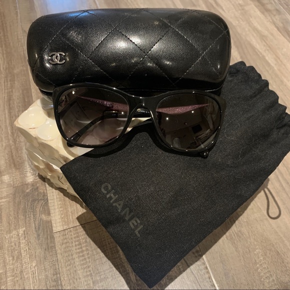 CHANEL Sunglasses main image 10